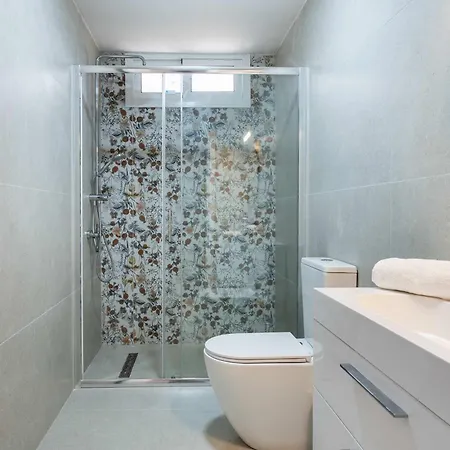 Pool With 3br Near In Вилла Softades